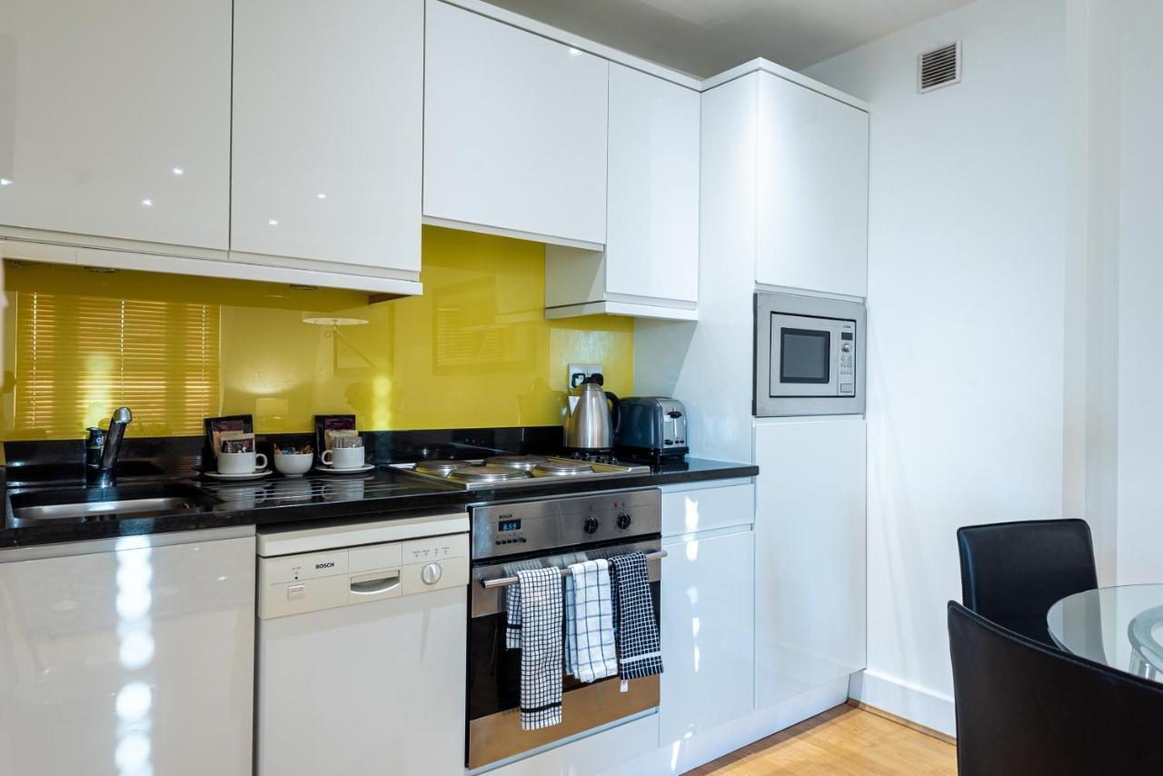 The Apartments By Capital Londra Exterior foto